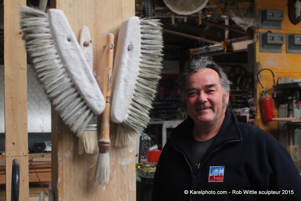 Dans l’atelier de Rob Whittle, sculpteur.